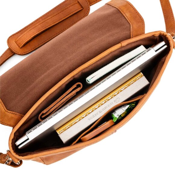 Portland Leather Goods Modern Messenger Bag in Dakota - Picture 7 of 8